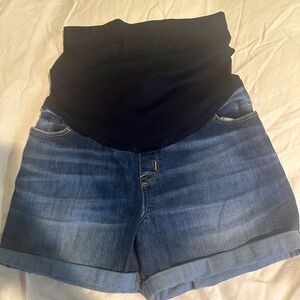 Liz Lange Maternity Shorts